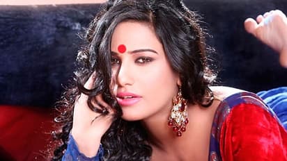 Poonam Pandey in Kannada Horror Movie