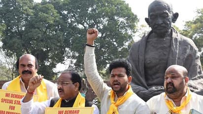 ബി.ജെ.പി-ടി.ഡി.പി ഭിന്നത കടുക്കുന്നു; ആന്ധ്രപ്രദേശില് രണ്ട് ബി.ജെ.പി മന്ത്രിമാര് രാജിവെച്ചു