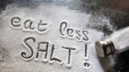 ഉപ്പ് അത്ര നല്ലതല്ല; ഉപ്പിന്റെ ചില ദോഷവശങ്ങൾ