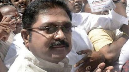 அத்தைக்கு மீசை முளைக்கட்டும் அப்புறம் பார்க்கலாம் – தினகரன் நக்கல்…