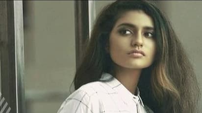 ಕಣ್ ಸನ್ನೆ ಬೆಡಗಿ ಪ್ರಿಯಾ ಪ್ರಕಾಶ್’ಗೆ ಸಿಕ್ತು ಪ್ರಶಸ್ತಿ