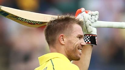 అలిగిన వార్నర్.. మ్యాచ్ మధ్యలో నుంచే వెళ్లిపోయాడు