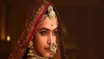 தணிக்கை துறையிடம் இருந்து பேராசிரியர்கள் கையில் சென்ற "பத்மாவதி"...! விரைவில்...!