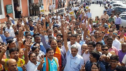 चुनाव में पैसा बोलता है! गोवा में मौजूदा विधायकों की संपत्ति करोड़ों में, पढ़ाई कोई 8वीं पास तो कुछ ग्रेजुएट