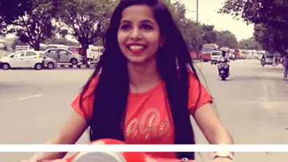 Dhinchak Pooja's scooter lands her in trouble with cops. Here's why