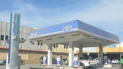 30 തരം നിയമലംഘനങ്ങൾ, പിഴ തുക പുതുക്കി; പെട്രോൾ സ്റ്റേഷനുകളിലെ നിയമം പാലിച്ചില്ലെങ്കില് കര്ശന നടപടി