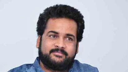 జగన్ పై దాడి.. హీరో శివాజీ చెప్పినట్లే జరిగింది