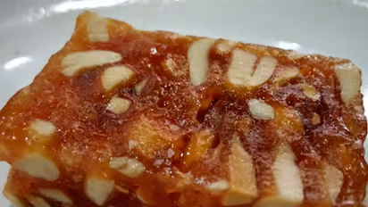 ಸಿಹಿ ಸಿಹಿ ಡ್ರೈ ಫ್ರೂಟ್ಸ್ ಹಲ್ವ