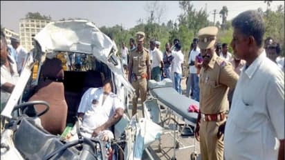 அரசு பேருந்து மீது வேன் மோதியதில் கணவன், மனைவி இறப்பு; நால்வருக்கு பலத்த காயம்....