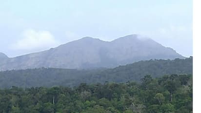 യാത്രക്കാരുടെ നടുവൊടിച്ച് അതിരപ്പിള്ളി മലക്കപ്പാറ പാത, അവസാന 10 കിലോമീറ്റർ കടക്കാൻ വേണ്ടത് ഒരുമണിക്കൂറിലേറെ