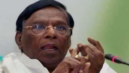 "கிரிமினல் வழக்கு உள்ளவர்களுக்கு பதவி பிரமாணமா?" - கொந்தளிக்கும் நாராயணசாமி!