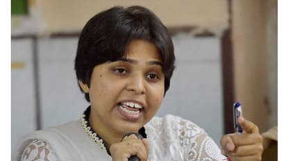 Can Women be admitted to RSS? Trupti Desai demands change