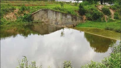 சூறாவளிக் காற்று, இடி - மின்னலுடன் ஈரோட்டில் பலத்த மழை; அணை, குட்டைகள் நிரம்ப வழிகின்றன...