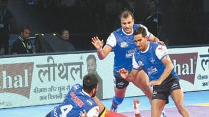 புரோ கபடி அப்டேட்: குஜராத் ஃபார்ச்சூன் ஜெயன்ட்ஸை வெறித்தனமாக பந்தாடியது அரியாணா ஸ்டீலர்ஸ் .