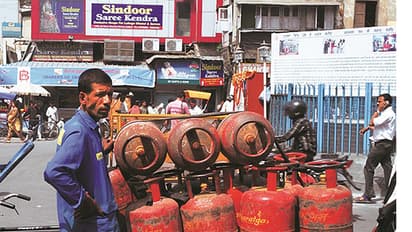 Andhra govt races against time to replace Kerosene with LPG connections in BPL households by June 8