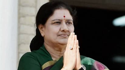 ಕನ್ನಡ ಕಲಿಕೆ ಕೋರ್ಸ್ಗೆ ಶಶಿಕಲಾ ನಟರಾಜನ್ ಅರ್ಜಿ