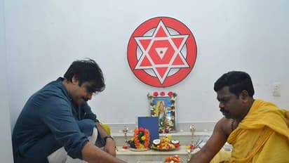 పవన్ కళ్యాణ్ కు ఆప్త మిత్రుడితో మిత్రబేధం?