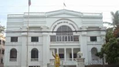 வேறு தொழிலுக்கு மாறும் அதிமுக புள்ளிகள்... ‘ரூட்’கிளியராகுமா..?