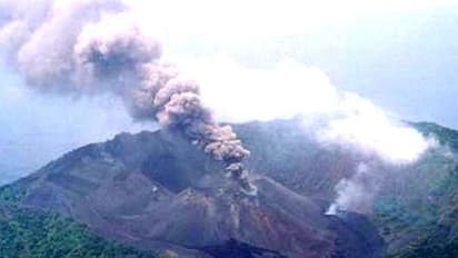 India's only live volcano erupts in Andaman again!