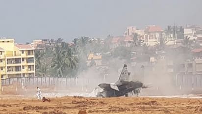 ಗೋವಾದ ವಿಮಾನ ನಿಲ್ದಾಣದಲ್ಲಿ ಅಗ್ನಿ ಅವಘಡ : ಪೈಲೆಟ್ ಪಾರು