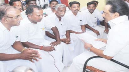 "ஹைட்ரோ கார்பன் திட்டத்தில் மத்திய அரசு ஏமாற்றிவிட்டது" - போராட்ட குழுவினர் ஸ்டாலினிடம் மனு