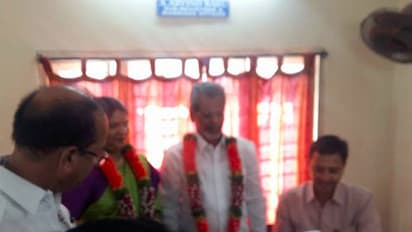 లేటు వయసులో ఎమ్మెల్సీ నారదాసు ప్రేమ వివాహం