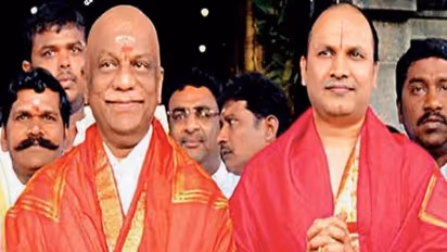 சேகர் ரெட்டியின் டைரி.. ஓபிஎஸ், ஈபிஎஸ்  உள்பட 12 மாஜிக்களுக்கு வருமான வரித்துறை சம்மன்.. அலறும் அதிமுக.!