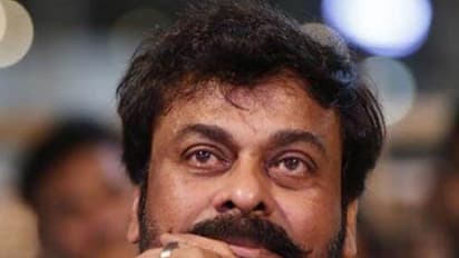 సైరా ఆలస్యానికి అసలు కారణం ఆయనేనట