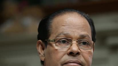 താരങ്ങള്‍ അവാർഡ് നിശകളിൽ താരങ്ങൾ പങ്കെടുക്കരുതെന്ന നിർദേശം തള്ളി അമ്മ