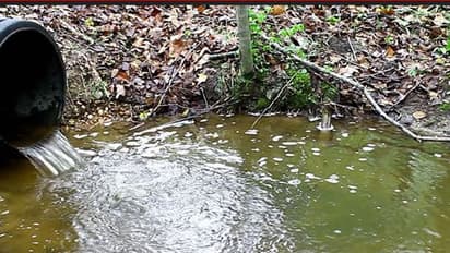 Mandya :  ರಾಷ್ಟ್ರೀಯ ಹೆದ್ದಾರಿಯಲ್ಲಿ ಒಳಚರಂಡಿ ನೀರು