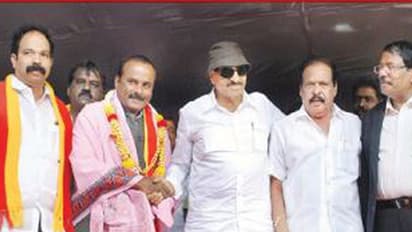 ಕನ್ನಡ ಕಡೆಗಣಿಸುವ ಕೆಲ ಮಾಧ್ಯಮ ಕಚೇರಿಗೂ ಮುತ್ತಿಗೆ