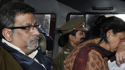 ಅರುಷಿ ಕೊಲೆ ಪ್ರಕರಣ: ರಾಜೇಶ್ ತಲ್ವಾರ್ ದಂಪತಿಗೆ  ಗಾಜಿಯಾಬಾದ್ ಜೈಲಿನಿಂದ ಬೀಳ್ಕೊಡುಗೆ