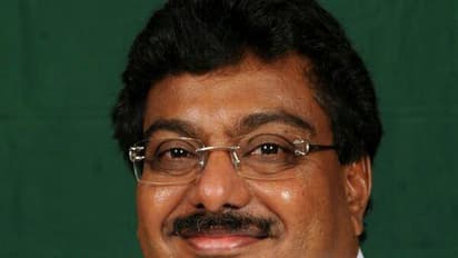 'ಸಚಿವರನ್ನಾಗಿ ಮಾಡೋ ಬದ್ಲು ಎಲ್ಲರನ್ನೂ ಉಪಮುಖ್ಯಮಂತ್ರಿ ಮಾಡಲಿ'