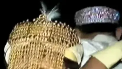 Watch: This groom rode to his wedding on a lion!