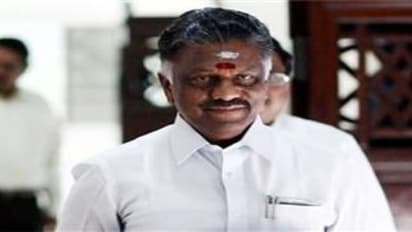 உண்மையான அதிமுக நாங்கள் தான் – ஓபிஎஸ்; பாவம் அவரே கன்ஃபியூஸ் ஆயிட்டாரு…