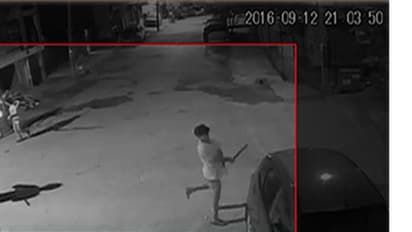 ‘ಕಾವೇರಿ’ ಕಿಚ್ಚಿಗೆ ಬೆಂಕಿ ಹಚ್ಚಿದ ಕಿಡಿಗೇಡಿಗಳು!: ಘಟನೆಯಲ್ಲಿ ಮುನಿರತ್ನ ಬೆಂಬಲಿಗರ ‘ಕೈ’ವಾಡ?