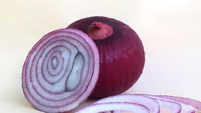 Relief to onion growers as govt announces support price