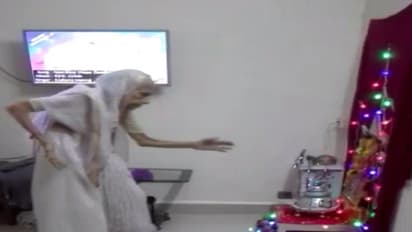 சூப்பர் டான்ஸ் ஆடி தீபாவளி கொண்டாடிய மோடியின் தாயார் !!  97 வயதில் அசத்தல்…