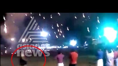 കമ്പപ്പുര കത്തിച്ചത് തീ പടര്ന്ന അമിട്ടുമായി ഓടിക്കയറിയ തൊഴിലാളി ?