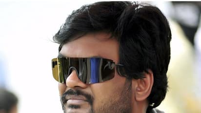 డాషింగ్ డైరెక్టర్ పూరికి సెలెబ్రిటీల బర్త్ డే విషెష్!