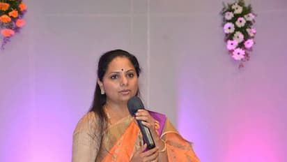 కేసిఆర్ కు ప్రత్యేక కానుక : ఎంపి కవిత (వీడియో)