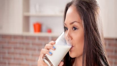 காலையில் பால் குடிப்பதை தவிர்க்கணும் என்று இதுக்குதான் சொல்றாங்க...