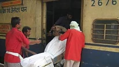 ബൈക്കുകള് ട്രെയിനില് കൊണ്ടു പോകുന്നതിനുള്ള നടപടികള് എന്തൊക്കെ?