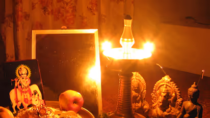 ವಿಷು ಆಚರಿಸಿದ ನಯನತಾರಾ..! ಮಲ್ಲುಕುಟ್ಟಿ ಲುಕ್ ವೈರಲ್