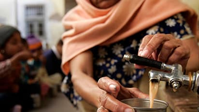 Demonetisation strikes India's beloved tea-time icon