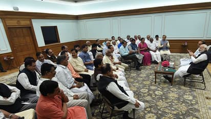 ಅಡುಗೆ, ಊಟ & ಎಲೆಕ್ಷನ್ ರಿಲೇಷನ್ ಸ್ಟೋರಿ ಹೇಳಿದ ಮೋದಿ