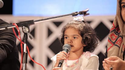 'ഖല്ബില് തേനൊഴുകണ കോഴിക്കോട്'; ആ പാട്ട് ഈ കുഞ്ഞ് പാടിയാല്...