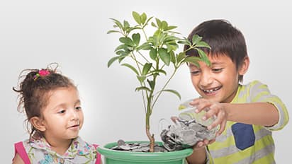 8 lessons you can teach your kids on saving money