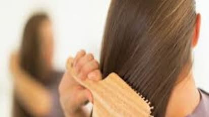 முடி வளர்ச்சியை தூண்டி அடத்தியான முடியை  பெற இந்த 5 டிப்ஸ் நன்றாக உதவும்...