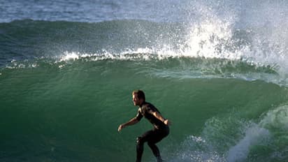 Cricketing legend Jonty Rhodes' quirky selfie diktat stumps fans